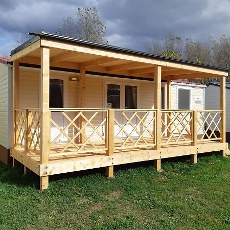 Mobile Homes And Apartment - Terme Catez チャテジ・オプ・サヴィ エクステリア 写真