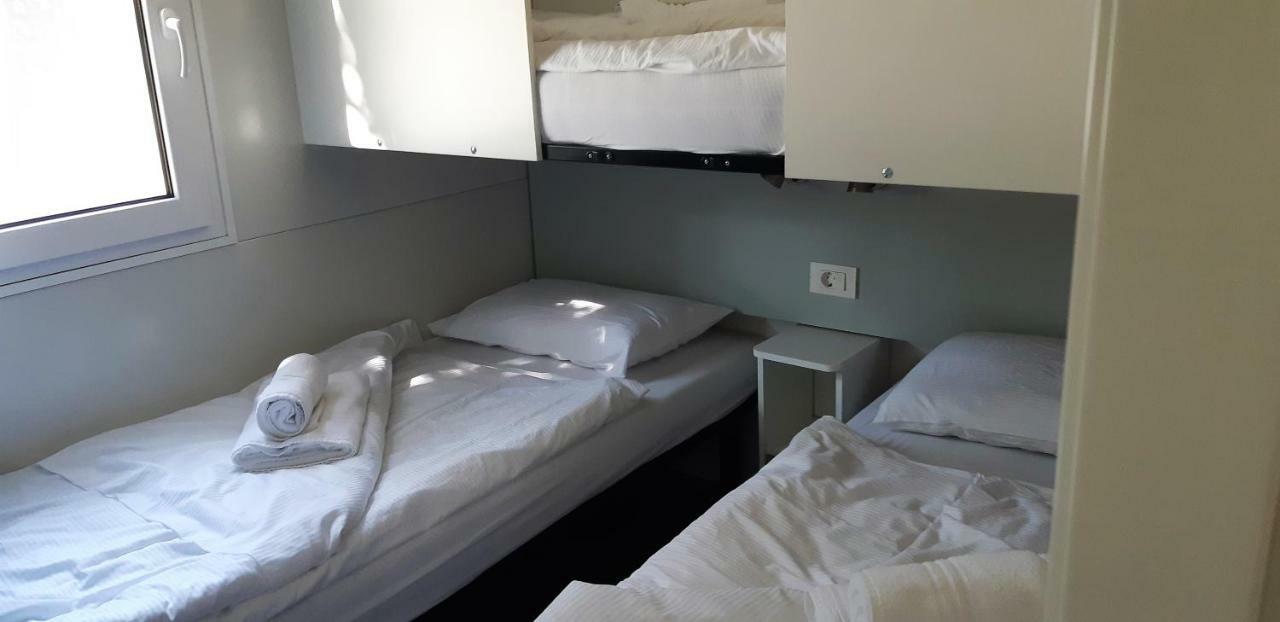 Mobile Homes And Apartment - Terme Catez チャテジ・オプ・サヴィ エクステリア 写真
